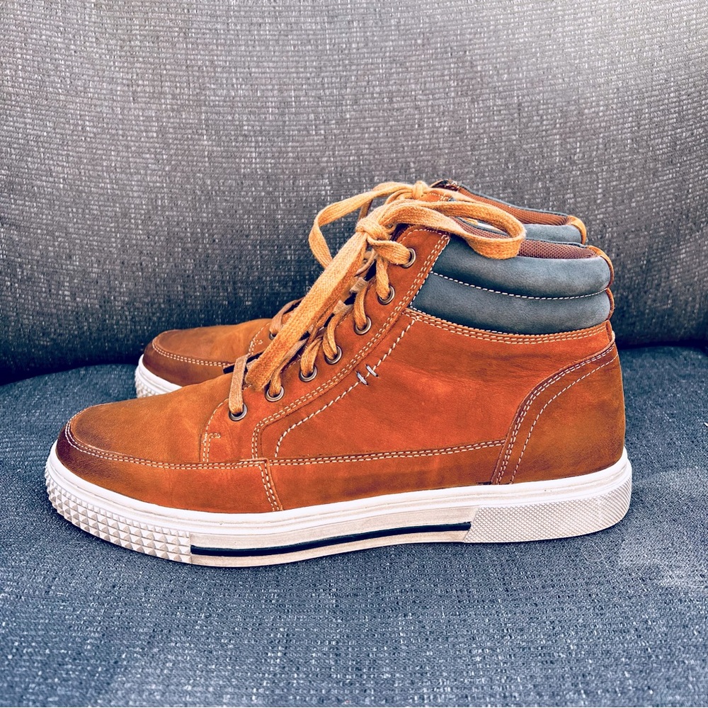 Kenneth Cole REACTION Men's Size 10 Brown Leather Highrise Sneaker Shoe Casual